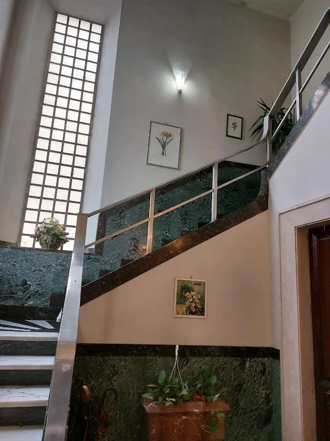 Villa Mehari Piza 0*,  Włochy